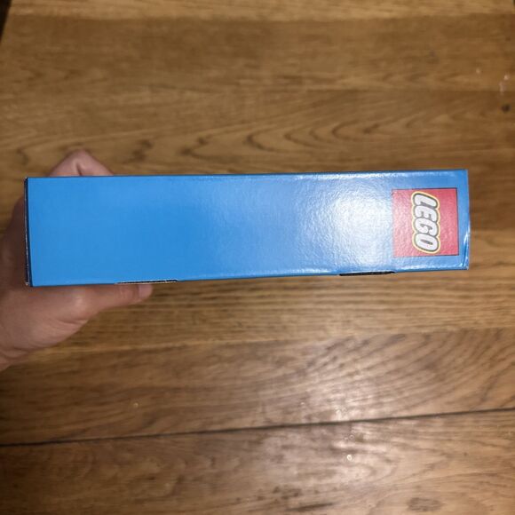 Women of NASA LEGO Ideas 21312 New Sealed Box Retired - Picture 6 of 6